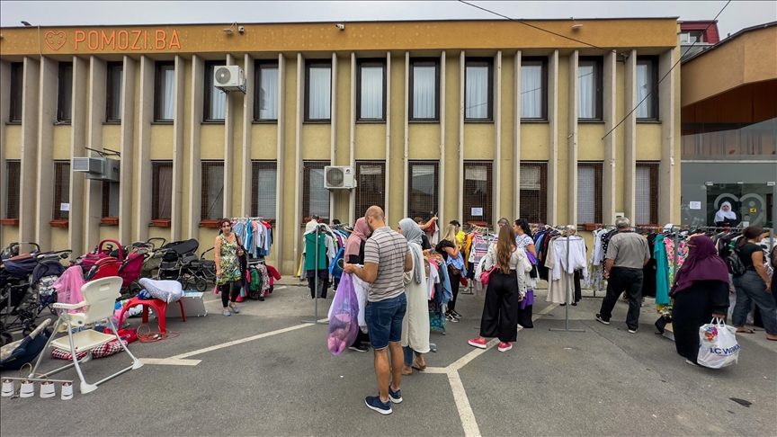 Sarajevo: Veliki odziv građana na humanitarnom bazaru Pomozi.ba