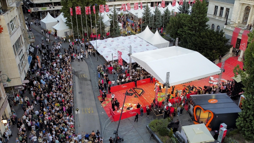 Sarajevo Film Festival ends with award ceremony