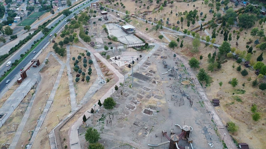 Kahramanmaraş'ta çadır kentlerdeki depremzedeler konteynere yerleştirildi