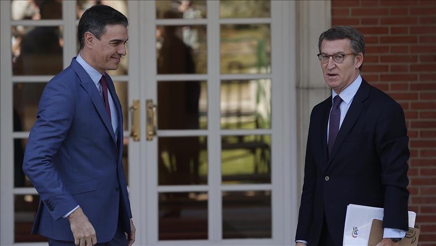 El rey de España inicia conversaciones con los partidos políticos para decidir su candidatura a próximo presidente