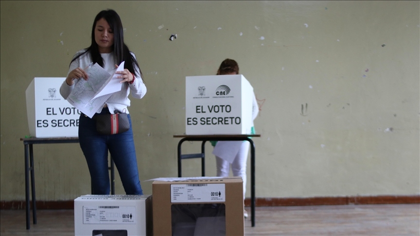 Ecuador prepares for 2nd round of presidential voting in October