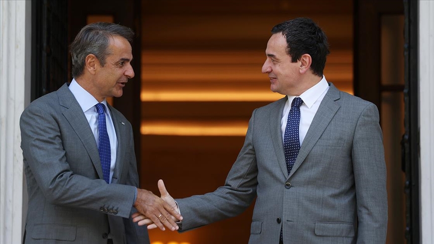 Kryeministri Kurti u prit në takim nga kryeministri i Greqisë, Mitsotakis