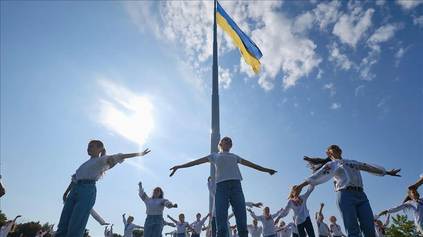 В Украине отмечают День Государственного флага