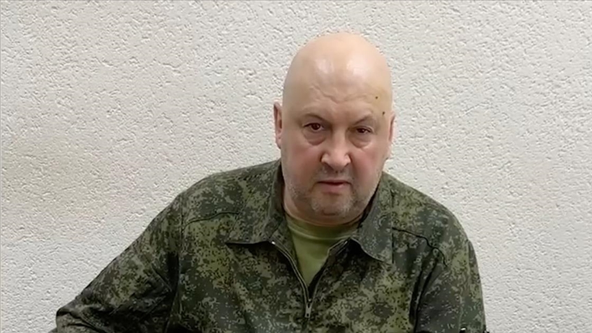 Rus basını: Rusya Hava-Uzay Kuvvetleri Komutanı Surovikin görevden alındı
