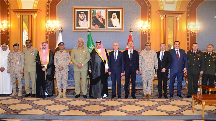اللجنة السعودية التركية الباكستانية تعقد أول اجتماعاتها
