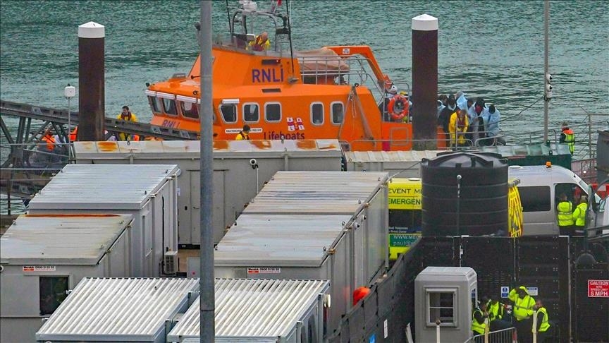 More than 2,000 people cross English Channel over past 7 days