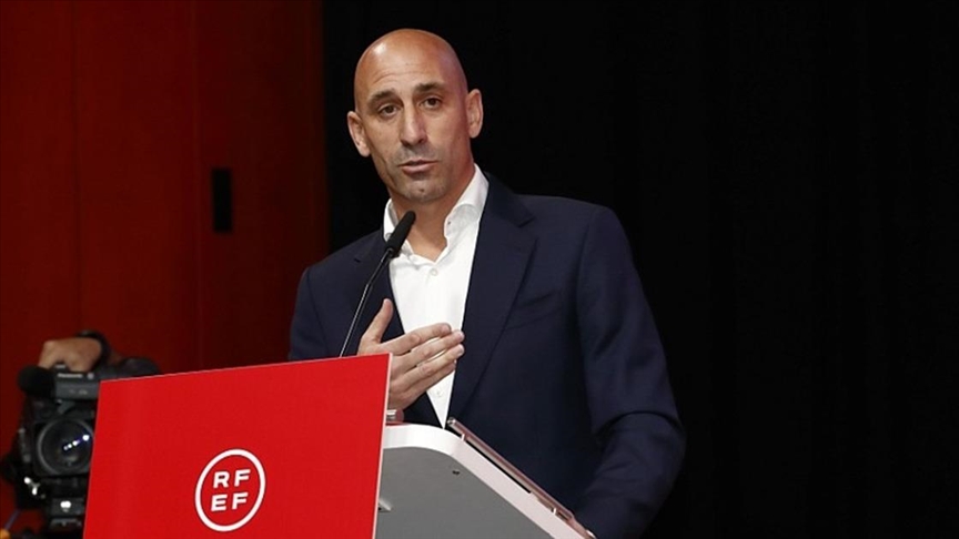 FIFA suspendovala predsjednika Fudbalskog saveza Španije Luisa Rubialesa nakon skandala na SP-u