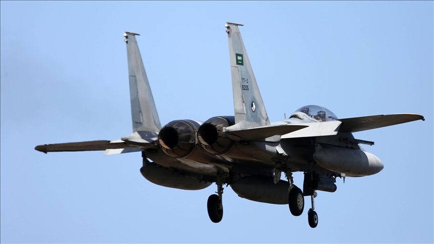Fighter jet crashes in Saudi Arabia