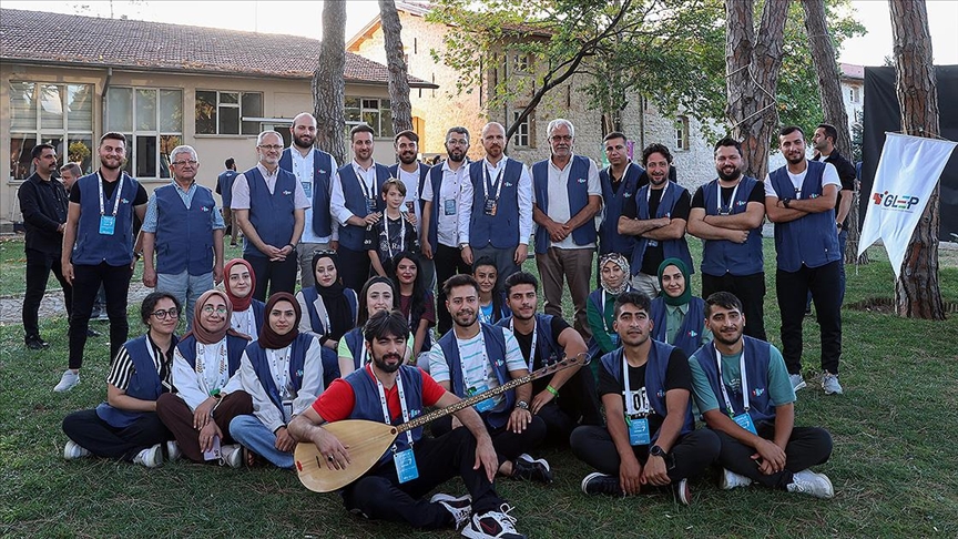 Türkiye Gençlik STK'leri Platformu'nun "7. Gençlik Liderliği Eğitim Programı" İstanbul'da yapıldı