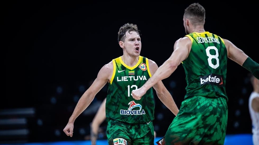 SP u košarci: Ubjedljiv poraz crnogorskih košarkaša od Litvanije 