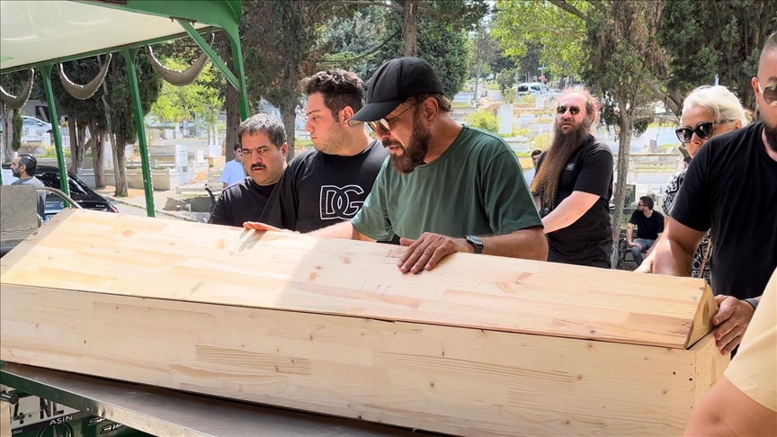 همسر بیژن مرتضوی در استانبول درگذشت