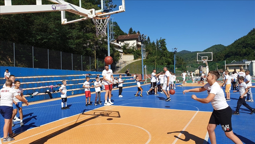 BiH: Jusuf Nurkić organizovao košarkaški kamp “Srebrenica 2023“