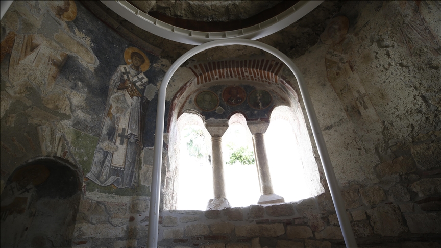 Historical St. Nicholas Church in Türkiye draws tourists from around the world