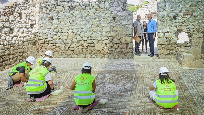 Olimpos Antik Kenti'nde yeni buluntulara ulaşıldı