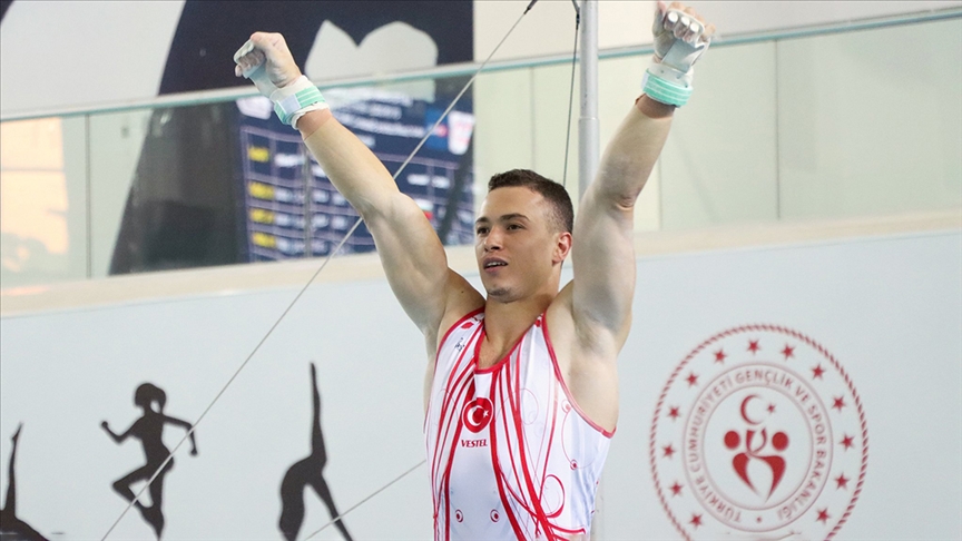 Milli sporcu Önder, Artistik Cimnastik Dünya Challenge Kupası'nda altın madalya kazandı