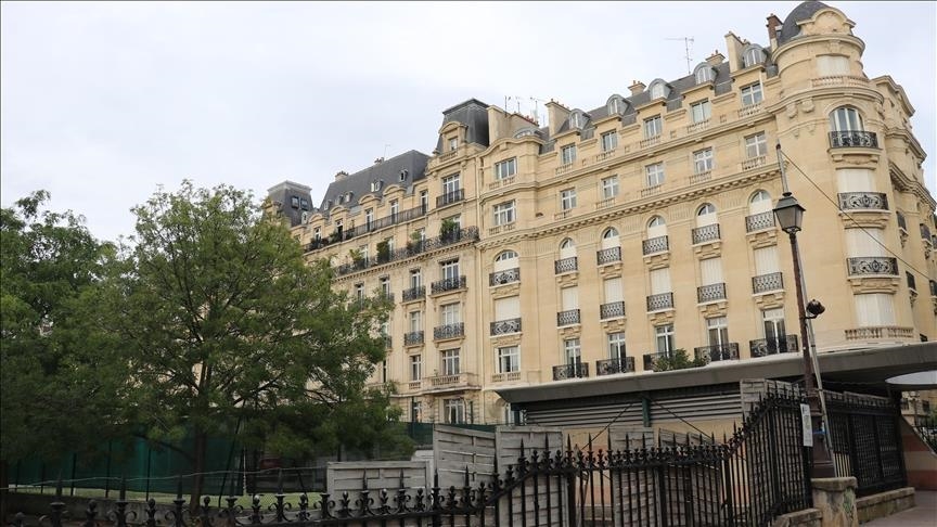 Resource-rich Gabon fails to share wealth with public