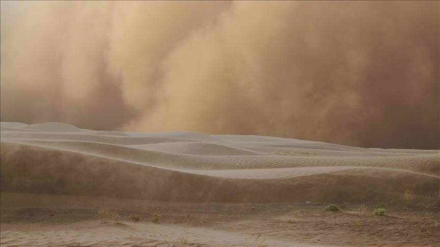 Climat : Un nuage de sable saharien envahit la France
