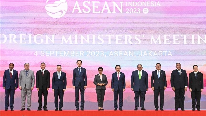 Líderes se reúnen en Myanmar para la cumbre de la ASEAN