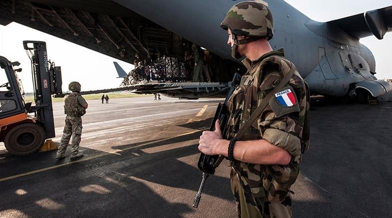 France in talks with Niger to withdraw portion of troops: Report