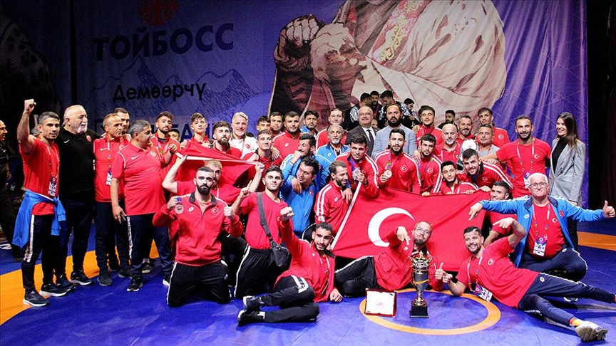 Milliler, İşitme Engelliler Dünya Güreş Şampiyonası'nda 5 madalya kazandı