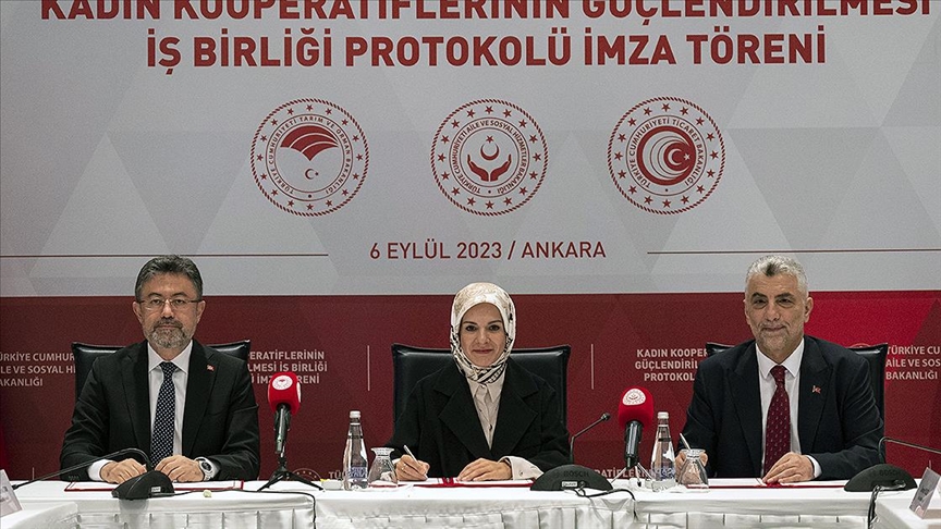 Üç bakanlık, "kadın kooperatiflerinin güçlendirilmesi" için işbirliği protokolüne imza attı
