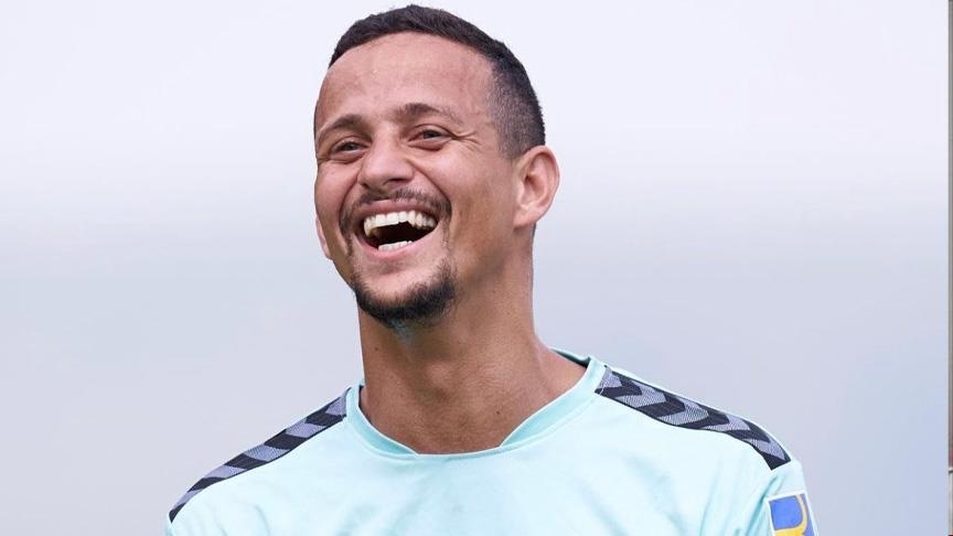 قدم.. "اتحاد جدة" السعودي يضم الإيطالي لويز فيليبي