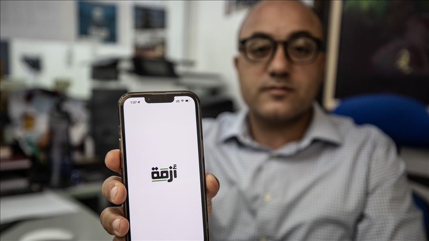 "أزمة".. تطبيق يساعد الفلسطينيين على تفادي زحمة الحواجز الإسرائيلية (مقابلة)