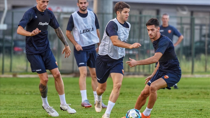 Fudbaleri Crne Gore trenirali u Podgorici uoči Bugarske