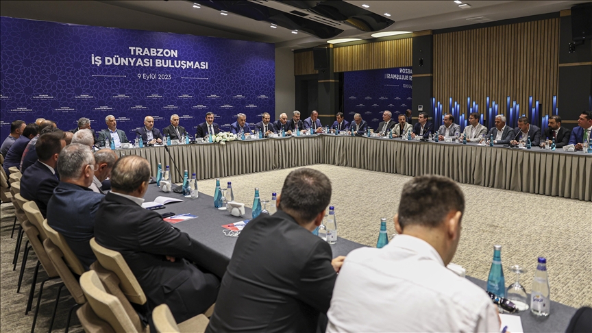  Cumhurbaşkanı Yardımcısı Cevdet Yılmaz: Enflasyonu gelecek yıldan başlayarak kontrol altına alacağız