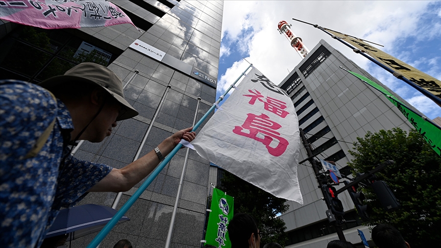 Fukuşima'daki atık suyun denize tahliyesine karşı firma ve hükumet aleyhine dava açıldı
