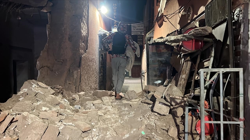 Fas'ta 7 büyüklüğündeki deprem, ülkenin yakın tarihindeki yıkıcı depremleri akıllara getirdi