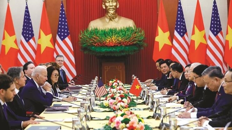 الولايات المتحدة وفيتنام ترفعان علاقاتهما إلى شراكة استراتيجية شاملة