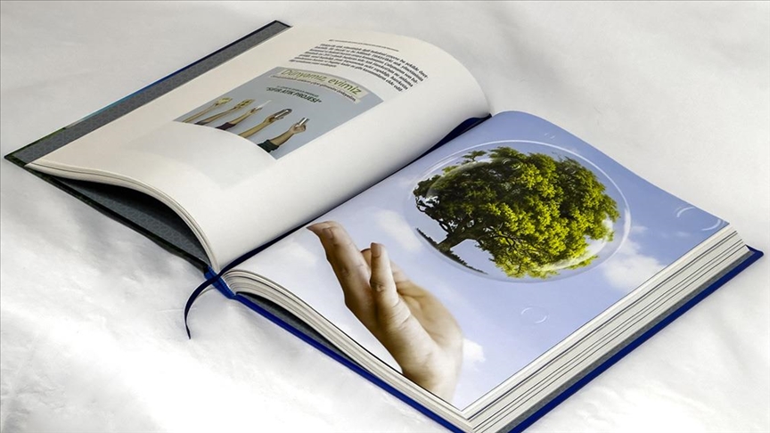 Erdoğan, G20 liderlerine "Yaşanabilir Bir Dünya İçin Türkiye'nin Sıfır Atık  Yolculuğu" kitabını takdim etti