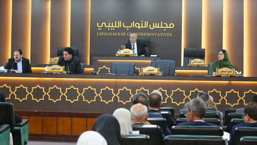 البرلمان الليبي يقر ميزانية طوارئ بملياري دولار