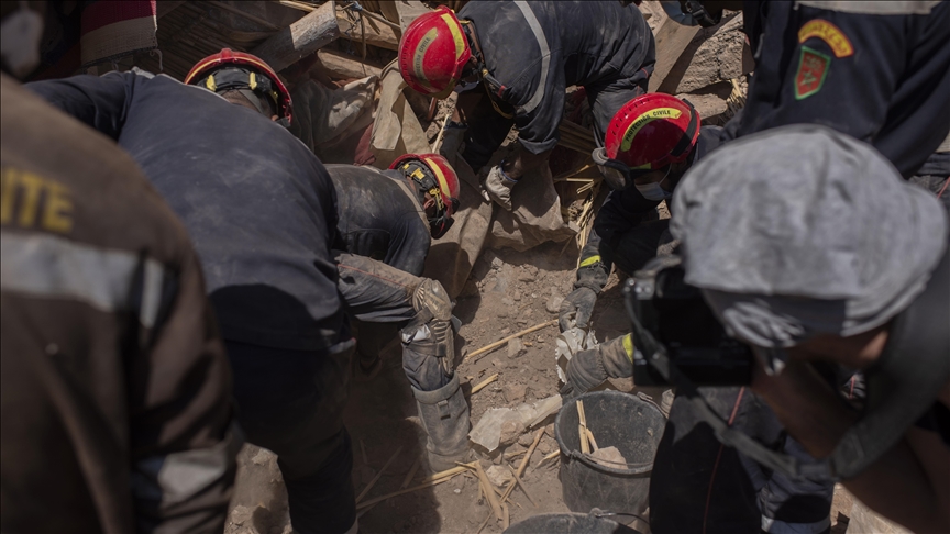 Séisme au Maroc : une femme extraite des décombres 6 jours après la catastrophe