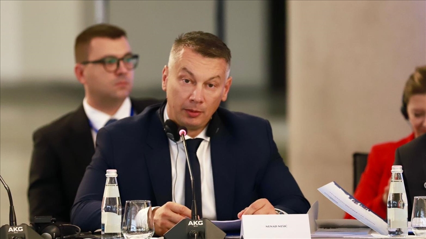 Nešić u Tirani: Ubrzane EU integracije su jedina garancija prosperiteta i mira na Balkanu