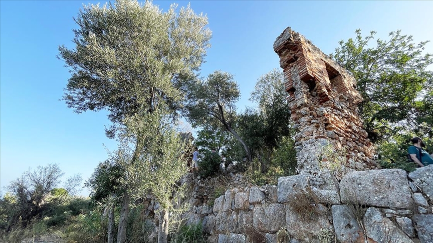 Alanya Kalesi'nde 5. yüzyıl ile ilişkilendirilen bazilika bulundu