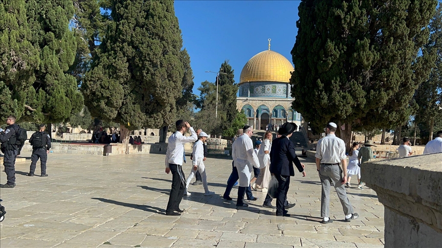 فلسطين تدين اقتحام المستوطنين للمسجد الأقصى