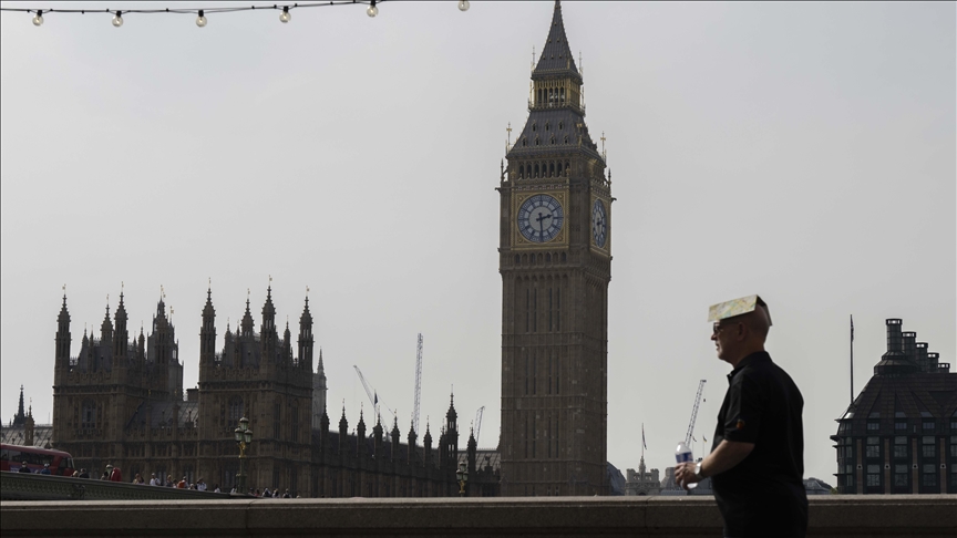London mayor warns of 45C days 'in foreseeable future'