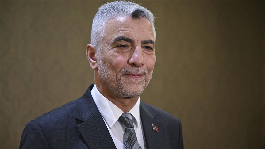 Bakan Bolat: OVP hedeflerimiz doğrultusunda hizmet ihracatımızı 2028'e kadar 200 milyar dolara çıkarmayı amaçlıyoruz
