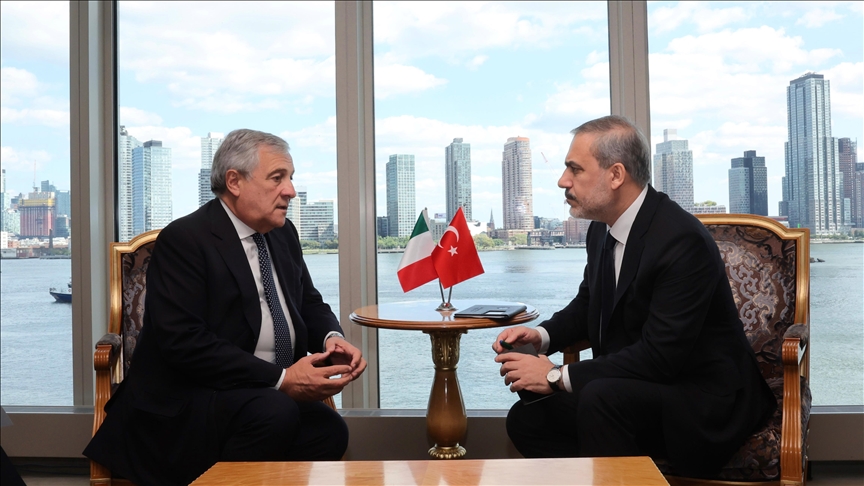 Turkish, Italian foreign ministers meet in New York to discuss irregular migration