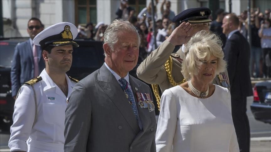 Король Англии Карл III впервые совершает официальный визит во Францию