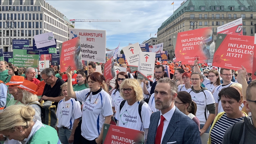 German hospitals protest lack of funds, warn of looming crisis