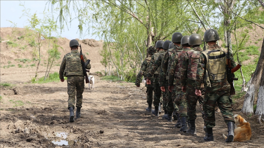 Azerbaijan suspends anti-terrorist activities in Karabakh, asks Armenian troops to disarm