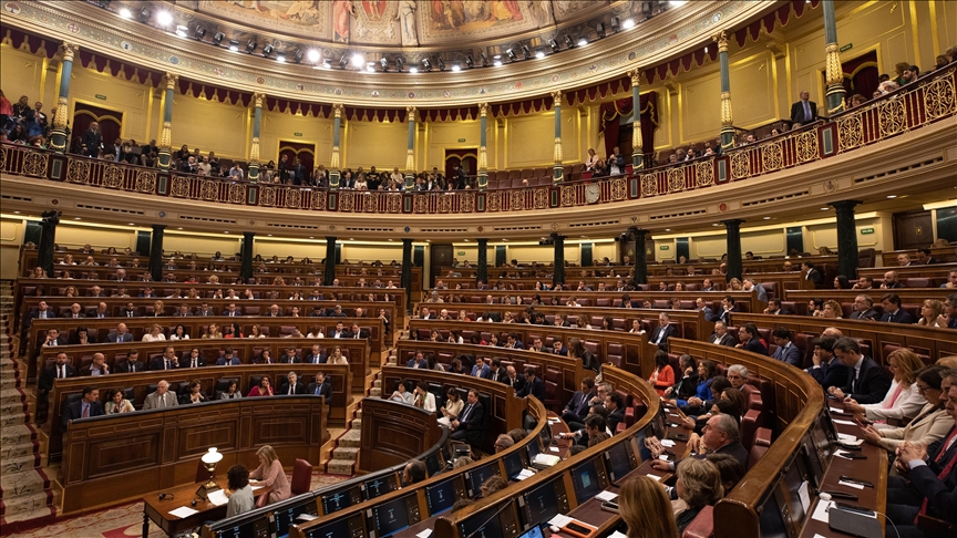 Spain’s right wing boycotts minority languages spoken in parliament