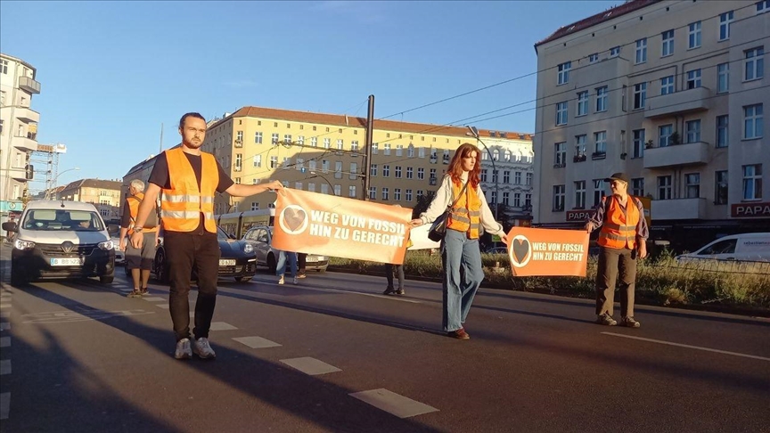 German climate activists stage ‘slow walk’ protest in Berlin