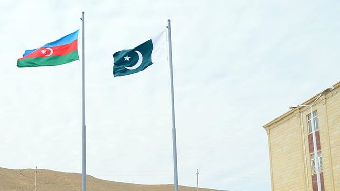 Pakistan backs Azerbaijan as Baku asks Armenian troops to disarm in Karabakh