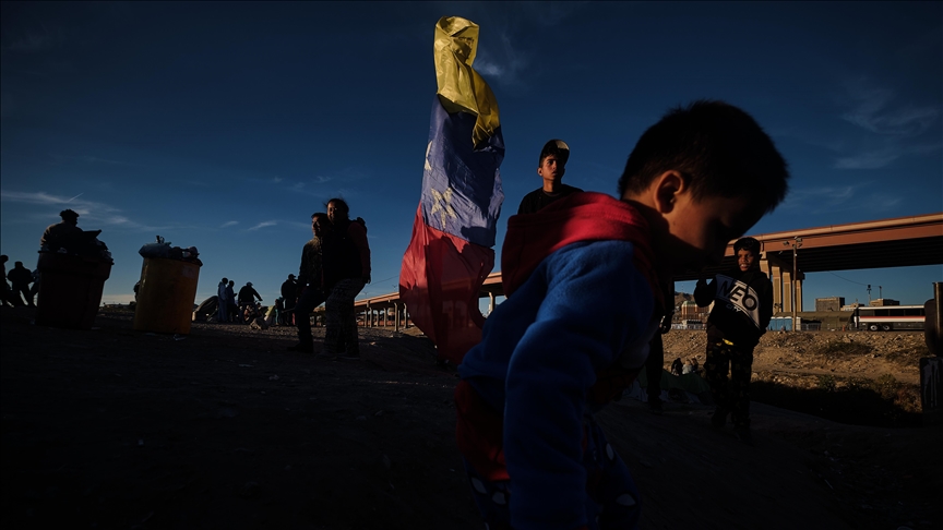 US offers temporary protections to nearly 500,000 Venezuelan immigrants