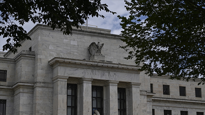 Fed yetkililerinden faiz oranlarının yüksek tutulmasına destek