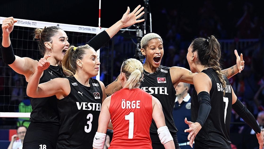 Türkiye continue flawless run in 2023 FIVB Volleyball Women's Olympic ...